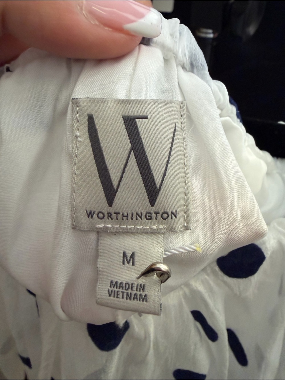 NWT! Worthington Blue White Sheer Polka Dot Balloon Sleeve Blouse. Size: Medium - Picture 4 of 6